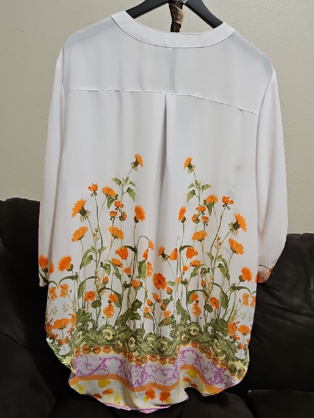 Cato White Tunic with Orange Floral Border - Picture 4 of 7